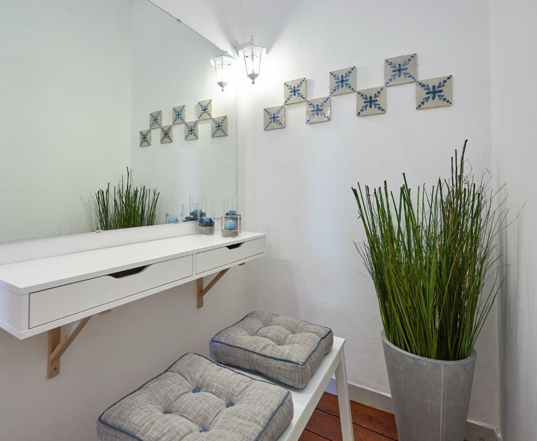 Love Inn Bairro Alto Lisabona Exterior foto